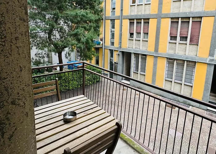 Tiny & Cosy Flat In * Como